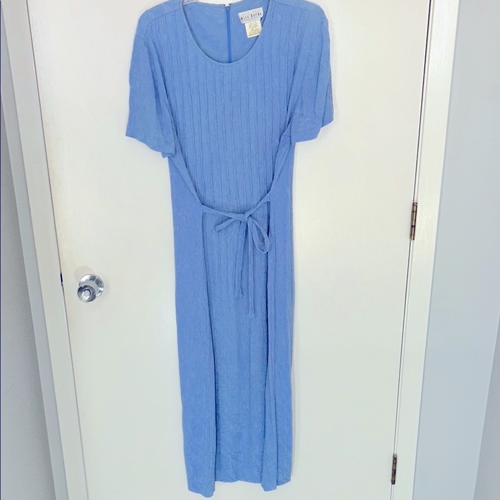 Versatile Powder Blue Women's Dress, size 14 - Picture 5 of 10